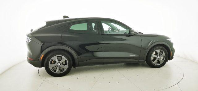 FORD Mustang Mach-E Standard Range 269 CV rwd (430 km di autonomia)