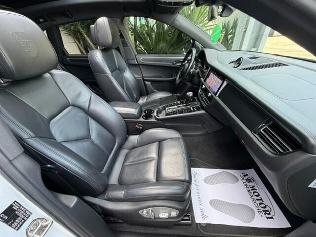 Porsche Macan 2.0 T 265CV