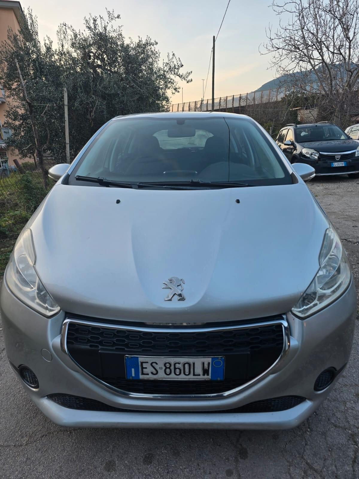 Peugeot 208 1.4 HDi 68 CV NESSUN LAVORO DA FARE