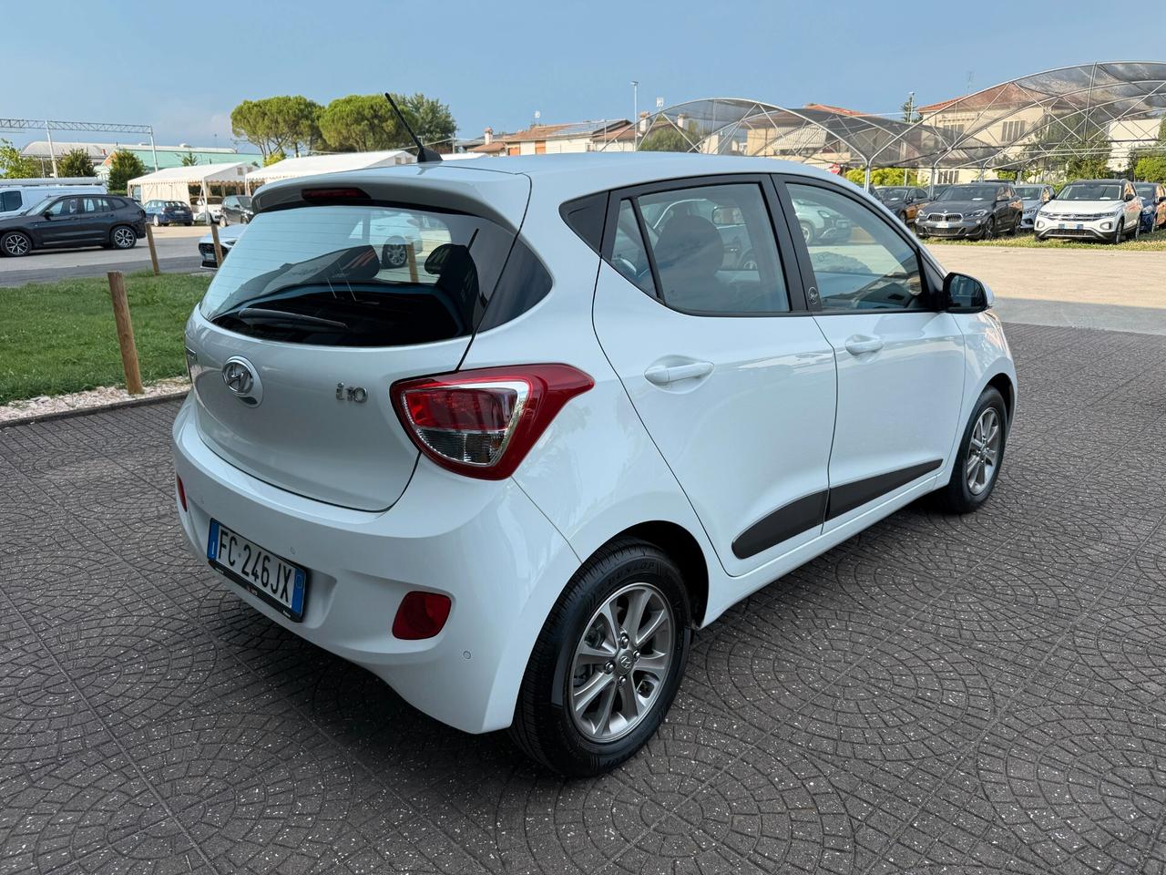 Hyundai i10 1.2 MPI Sound Edition A/T