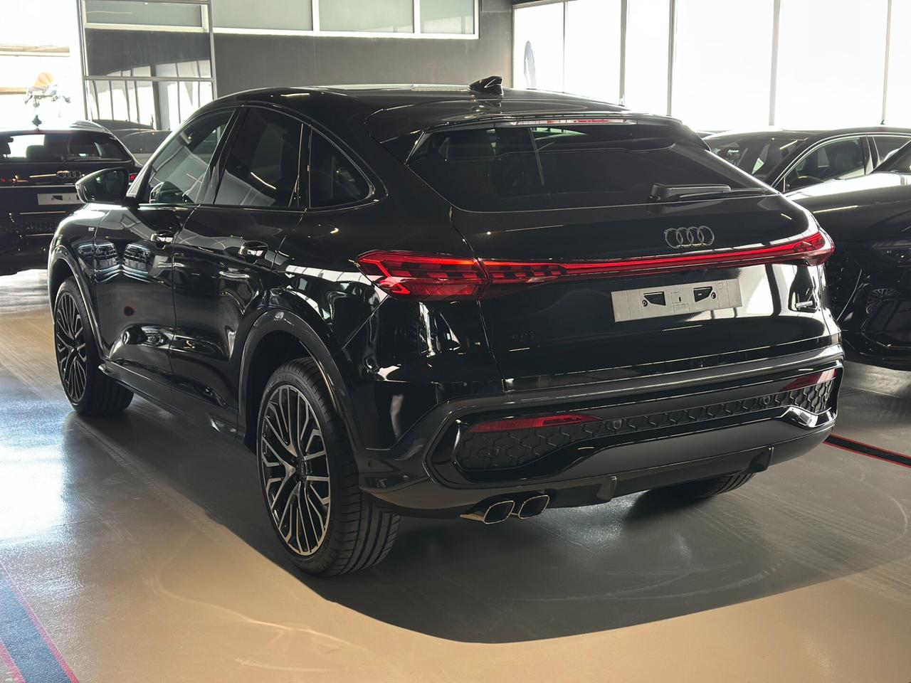 Audi Q5 SPB TDI 150 kW mHEV+ S tronic quattro line edition