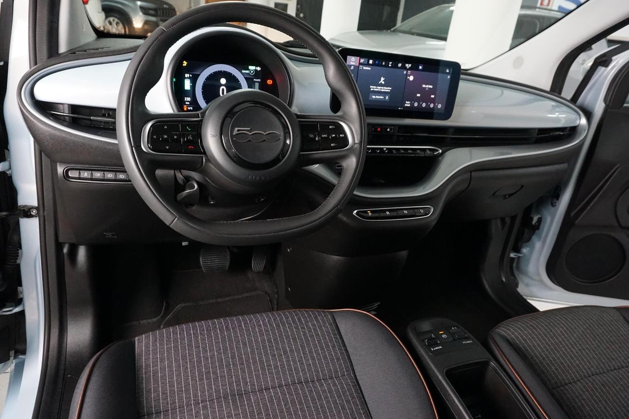 Fiat 500e Berlina 23,65 kWh Action