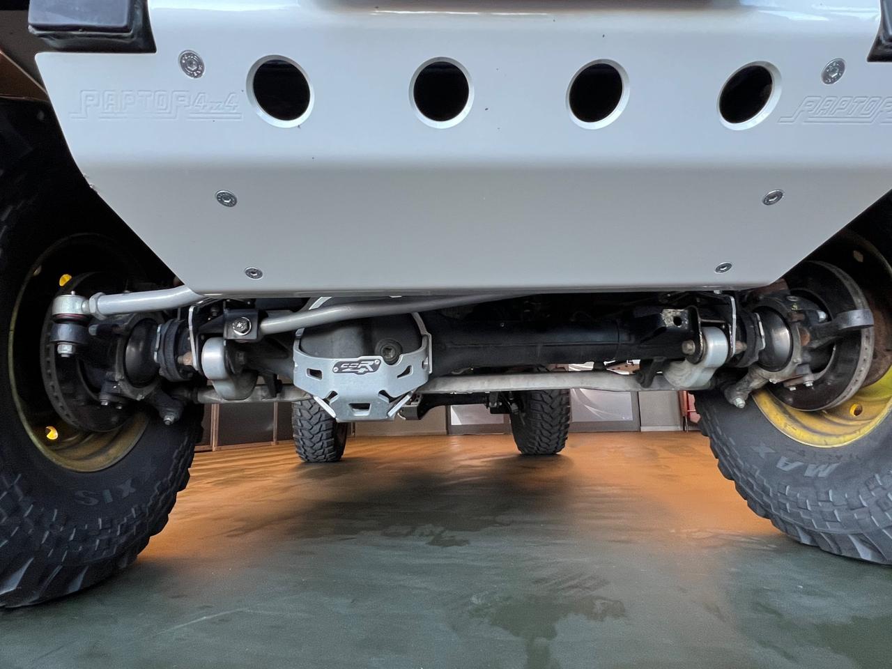 Land Rover Defender 110 2.4 TD4 High Capacity Pick Up E "The world's style"