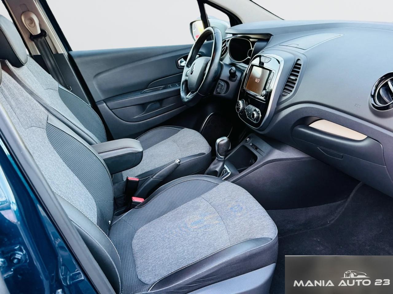 Renault CAPTUR AUTOMATICA 1.3 150 CV 5 porte Intens*UNIPRO*