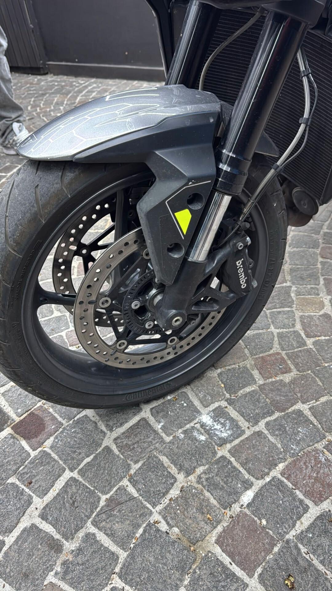 Triumph Street Triple