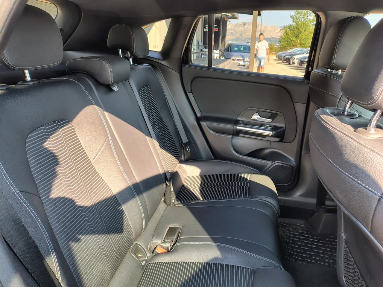 Mercedes-benz GLA 180 d Automatic Premium