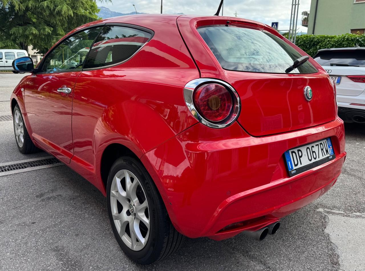 Alfa Romeo MiTo 1.4 T 155 CV Distinctive Sport Pack