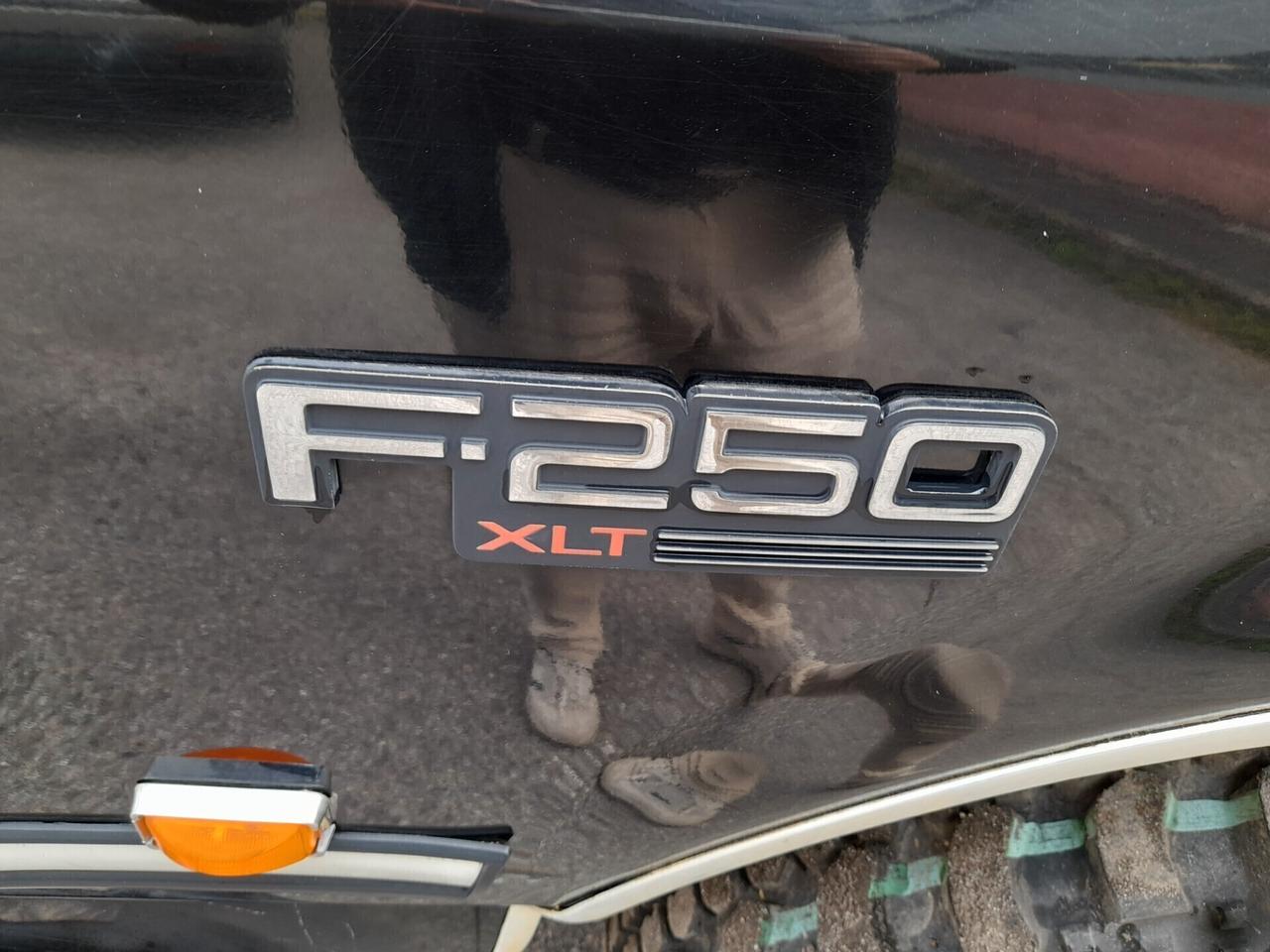 Ford F 250 F-250 XLT PICK UP