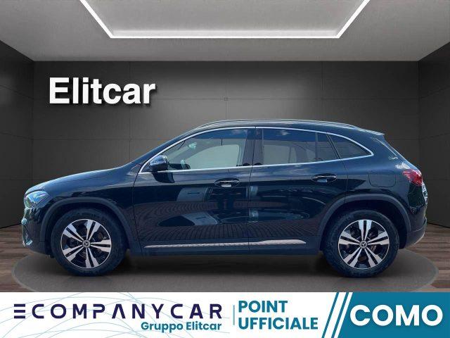 MERCEDES-BENZ GLA 180 Automatic Progressive Advanced