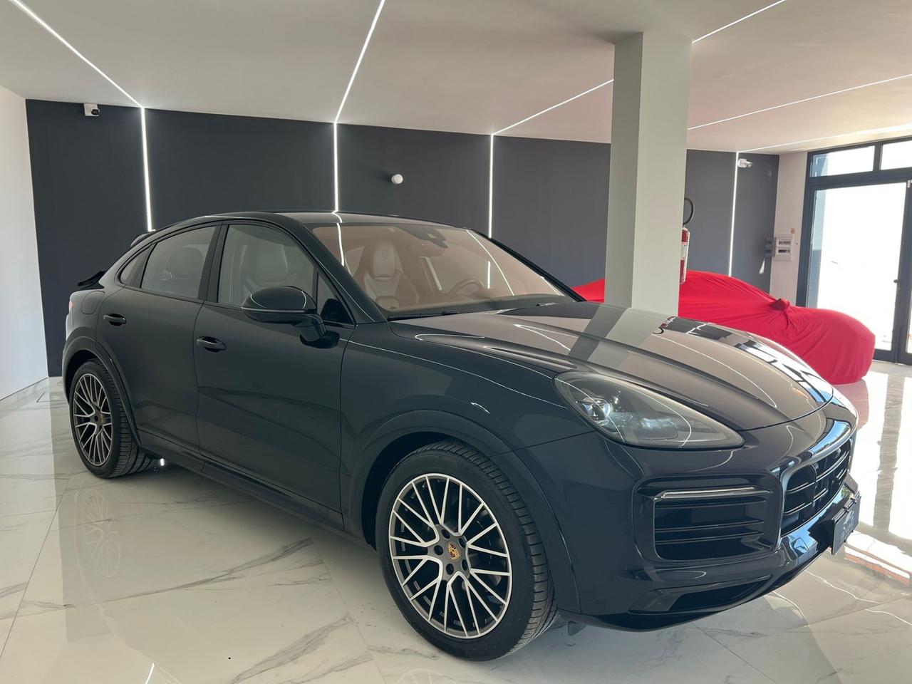 Porsche Cayenne Coupé 3.0 V6 Platinum Edition iva esposta