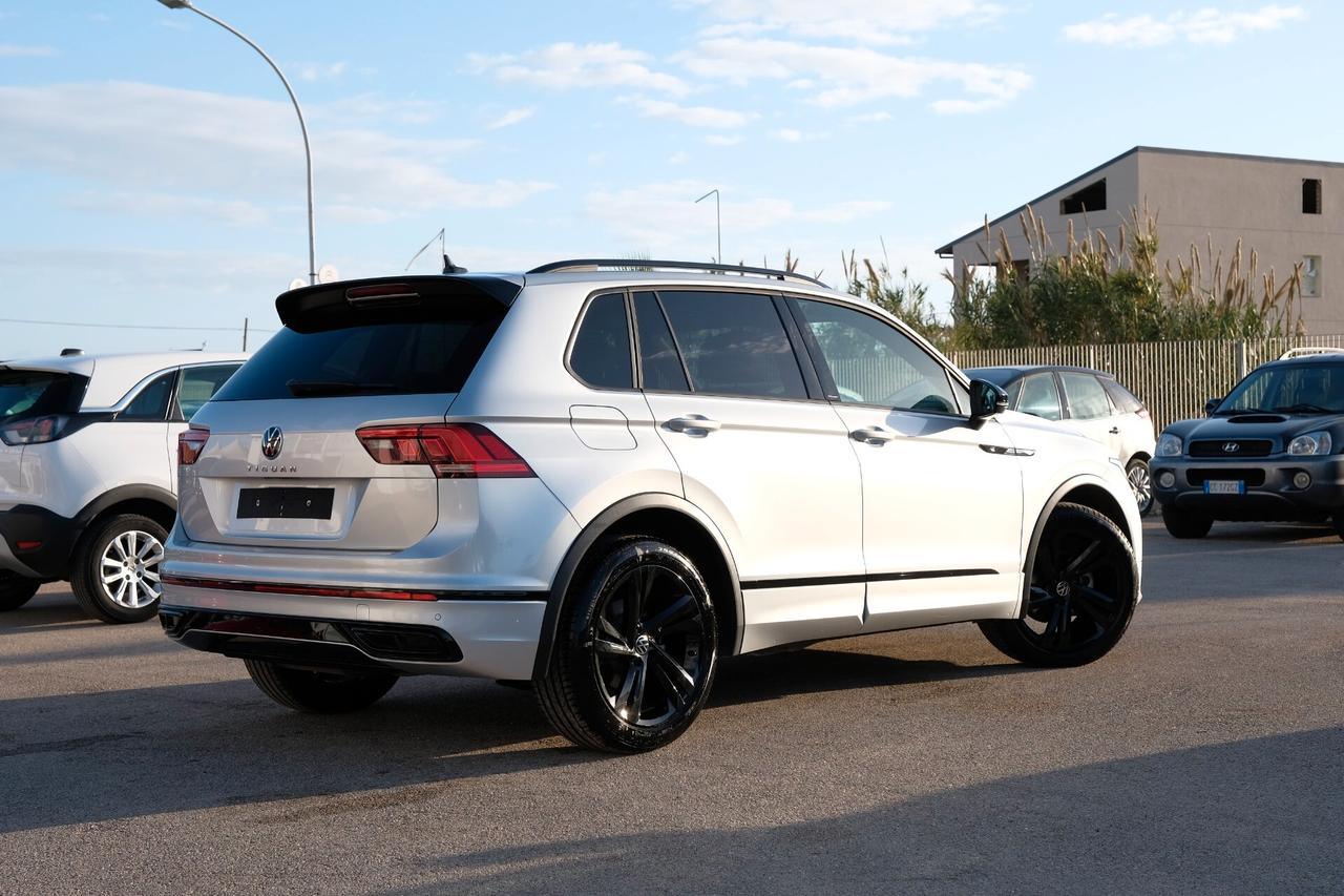 Volkswagen Tiguan 2.0 TDI 150 CV SCR DSG R-Line