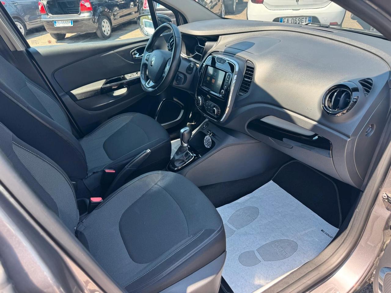 Renault Captur 1.2 TCE 120CV EDC ENERGY INTENS 2016