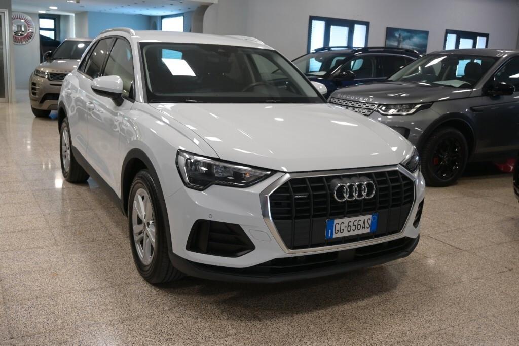 Audi Q3 35 TDI quattro S tronic Business