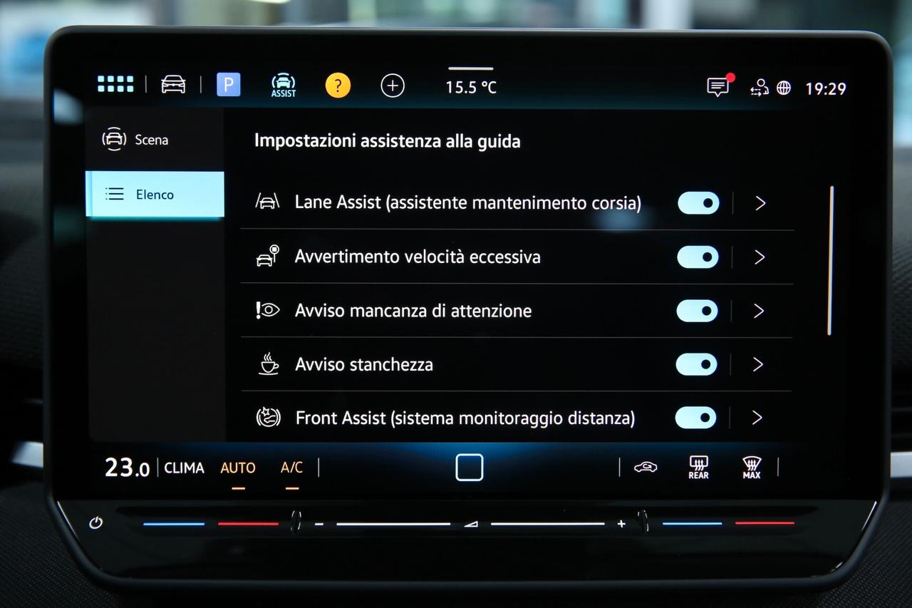 Volkswagen T-Roc 1.5 eTSI Life 115cv DSG_NUOVA 2026 KM0