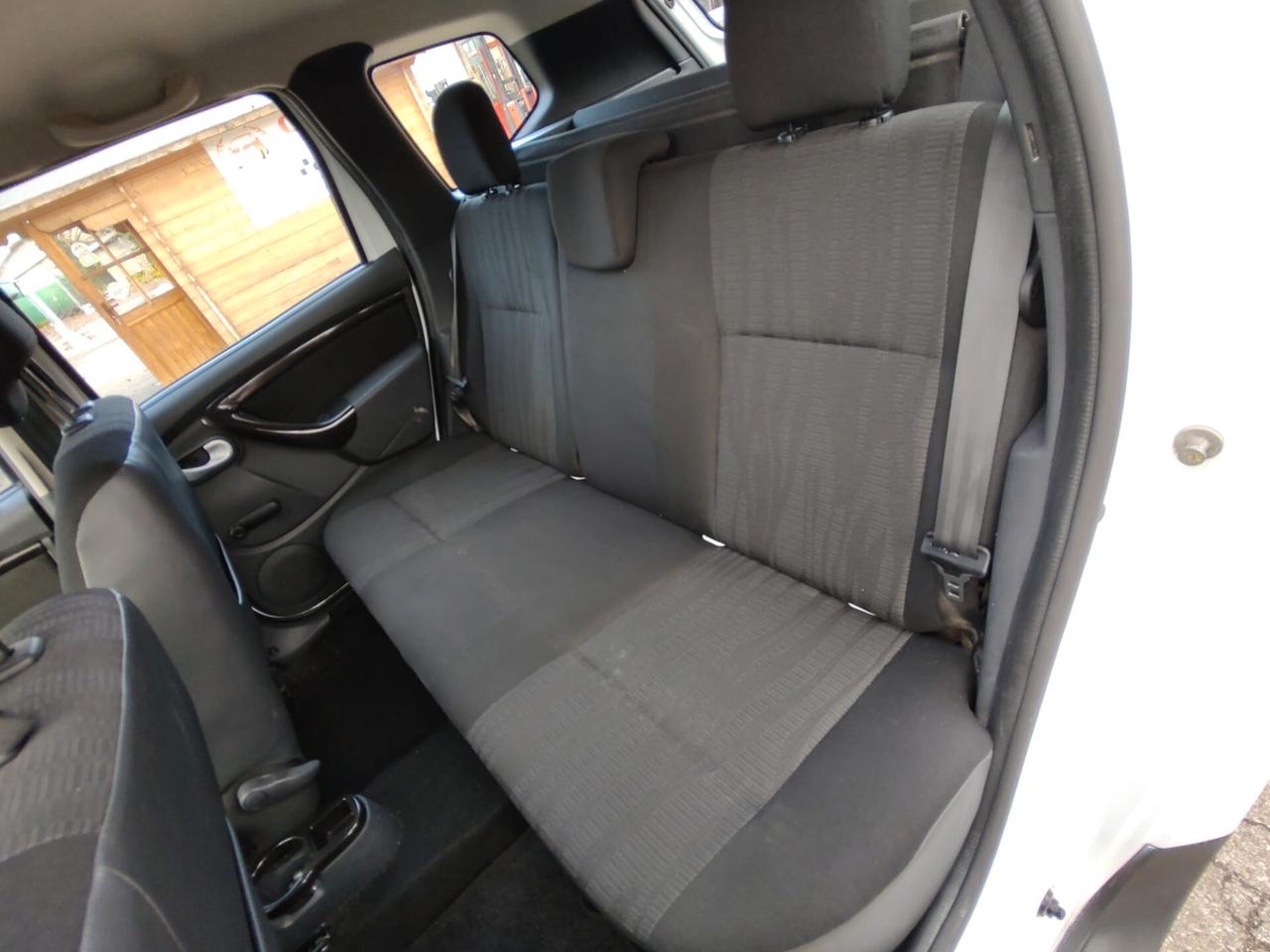 Dacia Duster 1.6 110CV 4x2 GPL Lauréate, EURO 5A, CON SCADENZA 2032, OK NEOPATENTATI, GARANZIA L.12 MESI