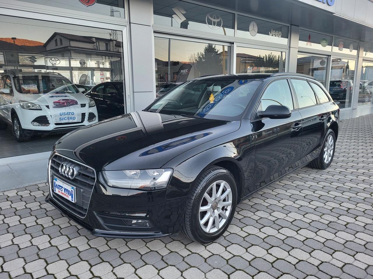 Audi A4 Audi A4 ***RESTYLING*** AVANT 2.0 TDI * CAMBIO MANUALE *