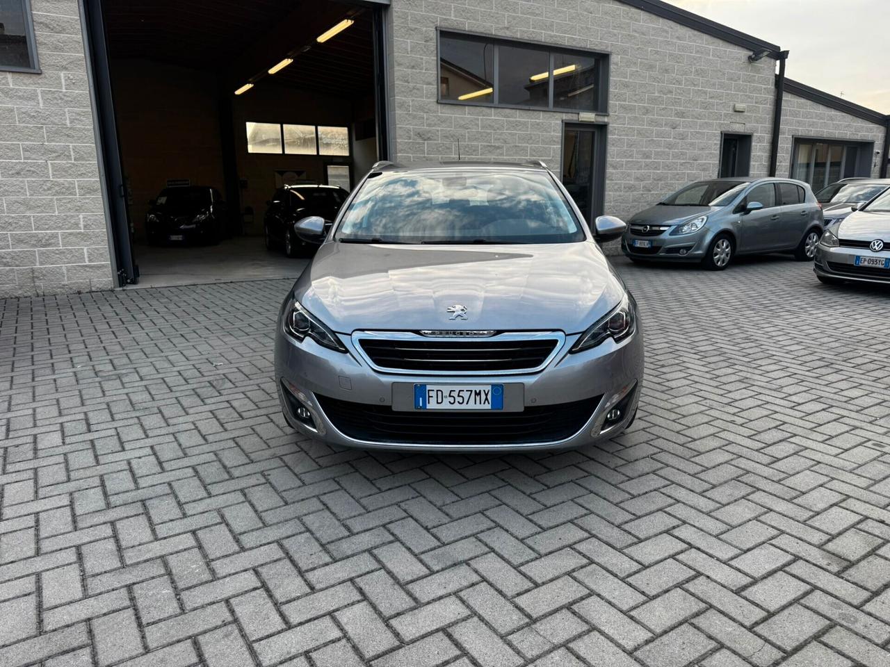 Peugeot 308 BlueHDi 120 S&S EAT6 GT Line