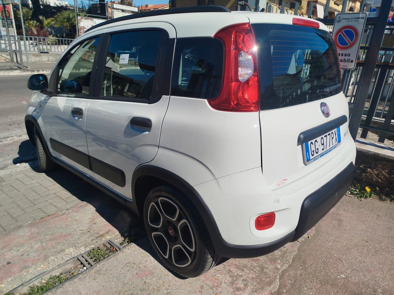 FIAT PANDA HIBRID *PREZZO VERO* UNIPRO' - BLUETOOTH -SENSORI PARCHEGGIO