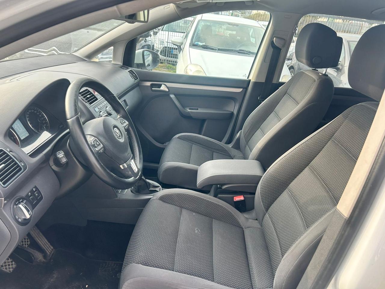 vw Touran 1.4 metano solo rivenditori 2014