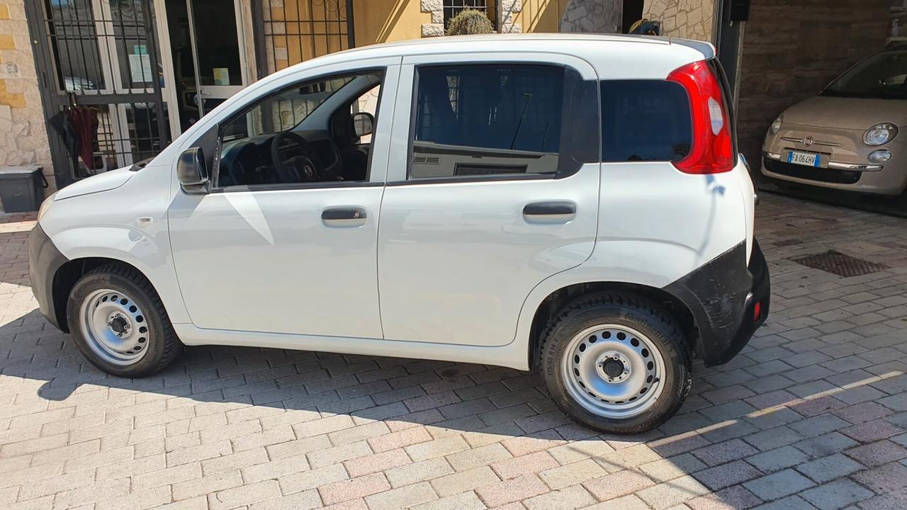 Fiat Panda 1.2 Pop Van 2 posti