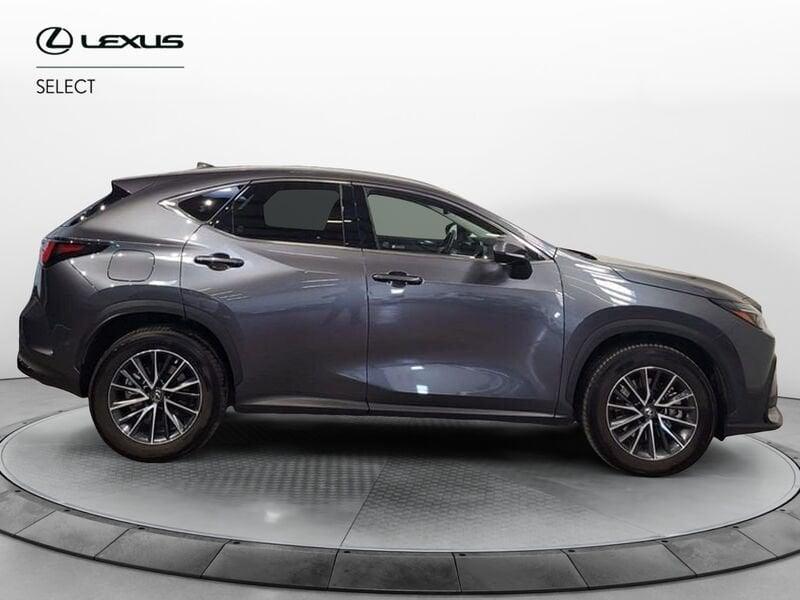 Lexus NX Plug-in 4WD Premium