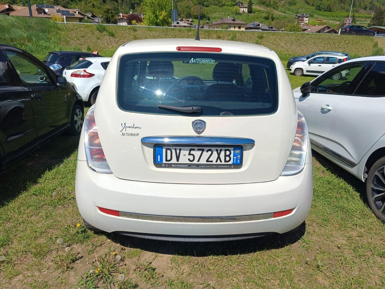 Lancia Ypsilon 1.4 Platino Ecochic GPL