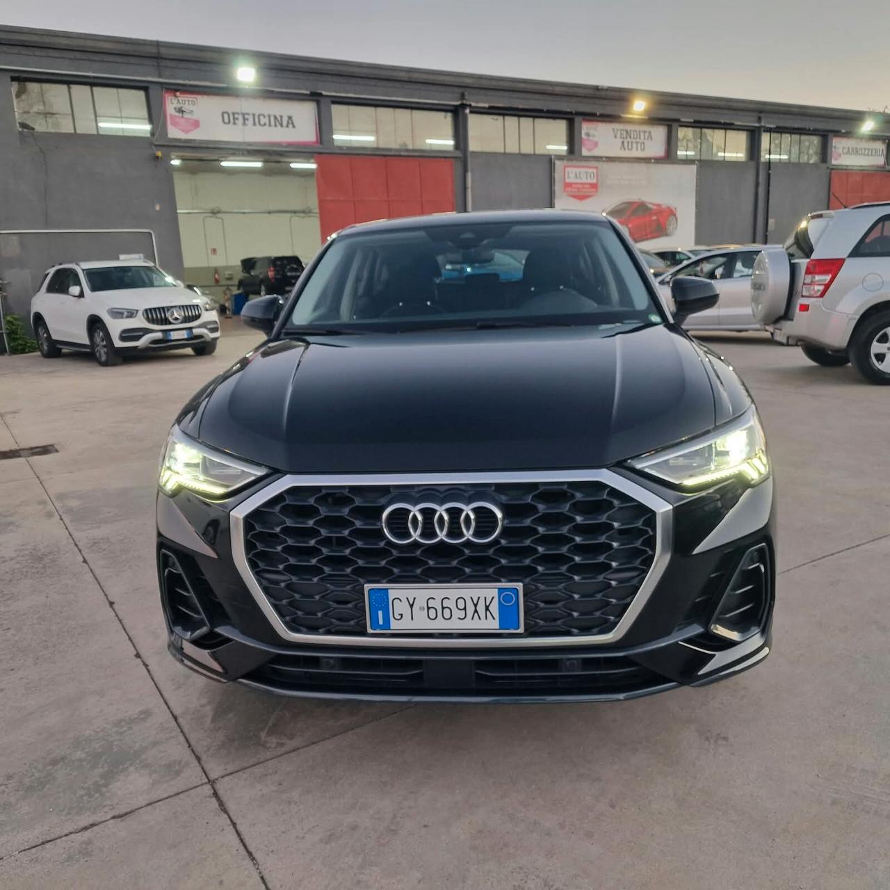 Audi Q3 SPB 35 TFSI Business Plus DA VETRINA
