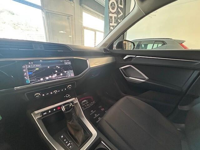 Audi Q3 SPB 35 TDI S tronic Business Plus