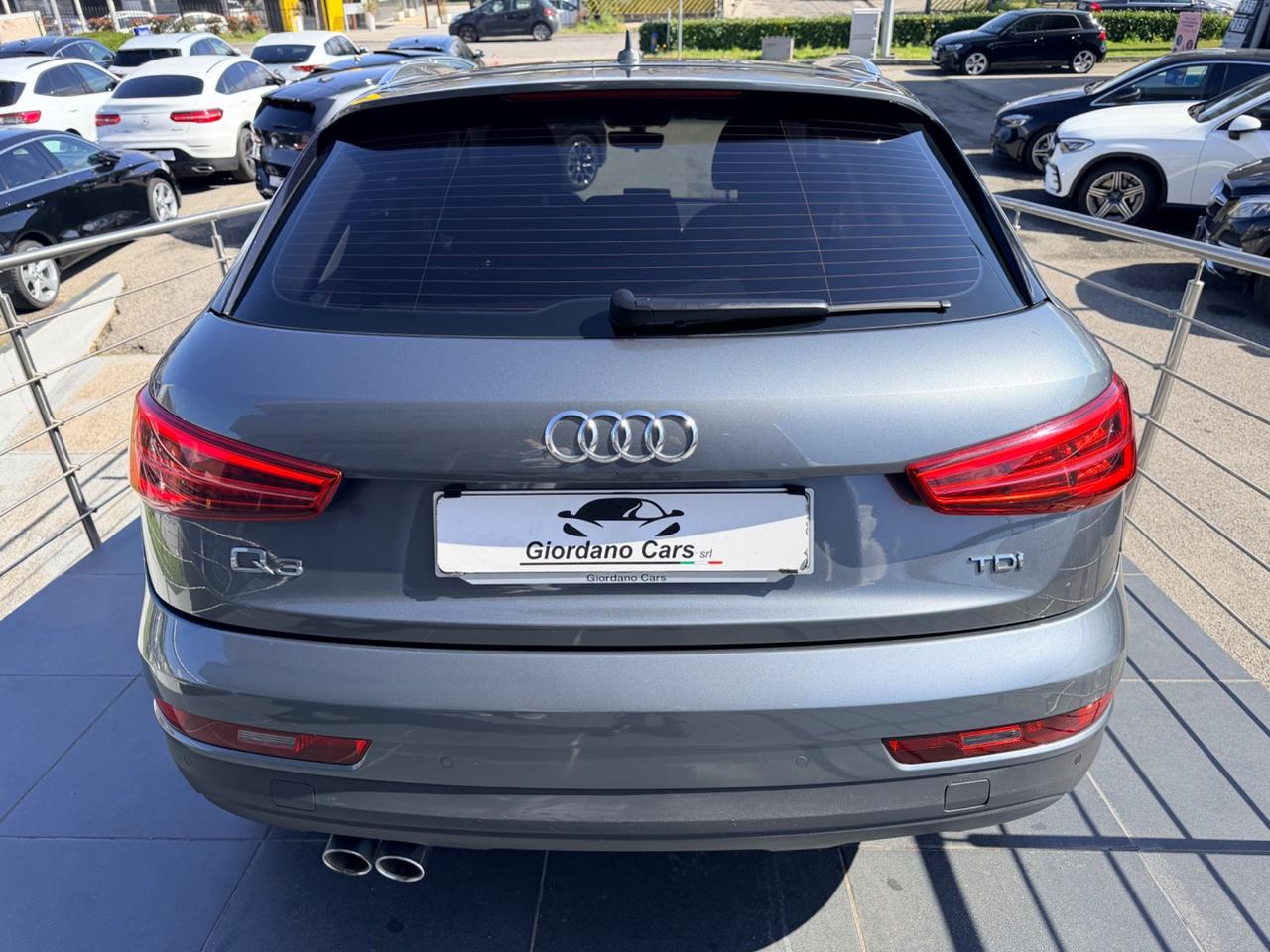 Audi Q3 2.0 TDI 120CV S tronic Sport in garanzia