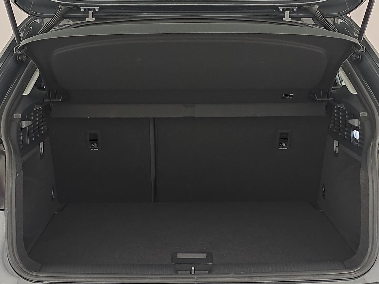 Audi Q2 30 1.6 tdi business my19