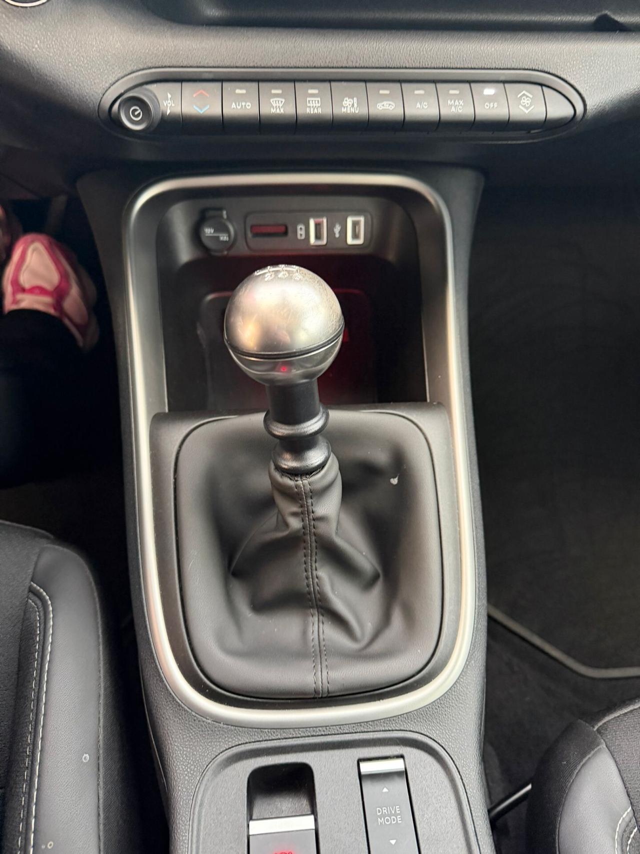 Jeep Avenger 1.2 Turbo 100 CV Summit