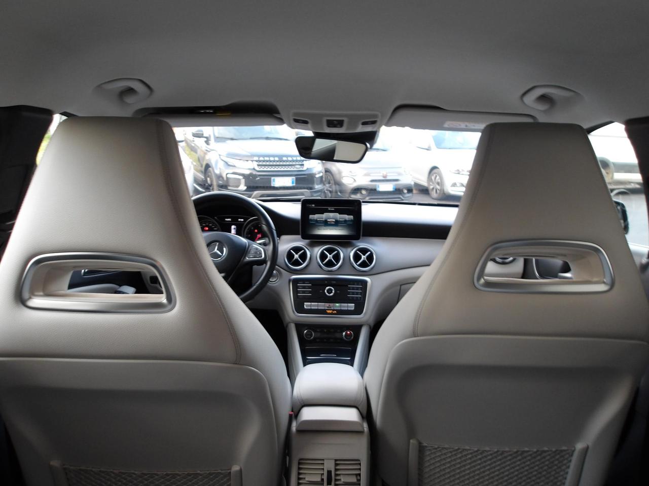 Mercedes GLA 200 d Sport auto