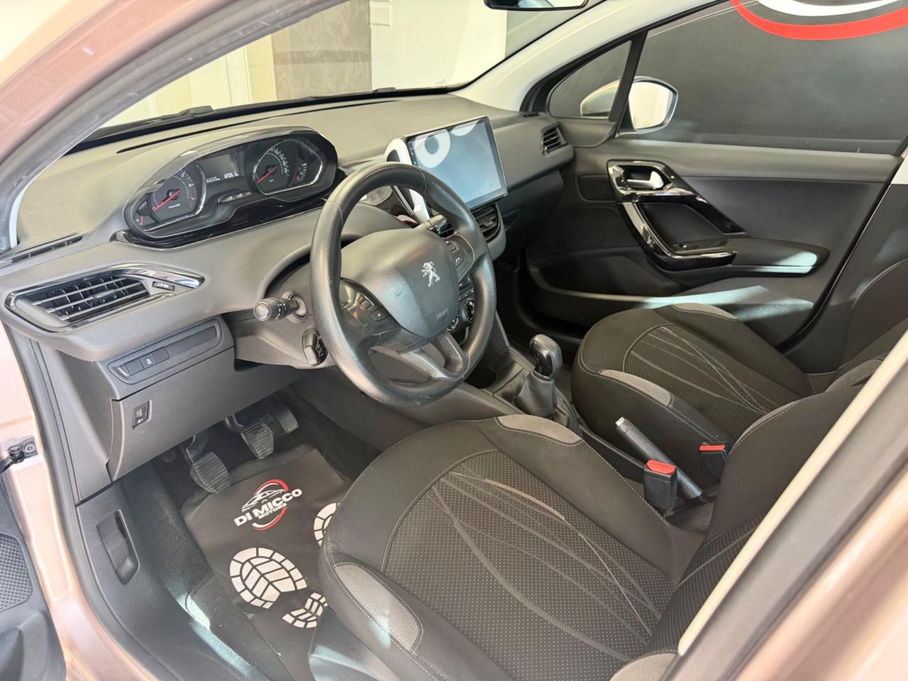 Peugeot 208 1.2 VTi 82 CV 5 porte Allure