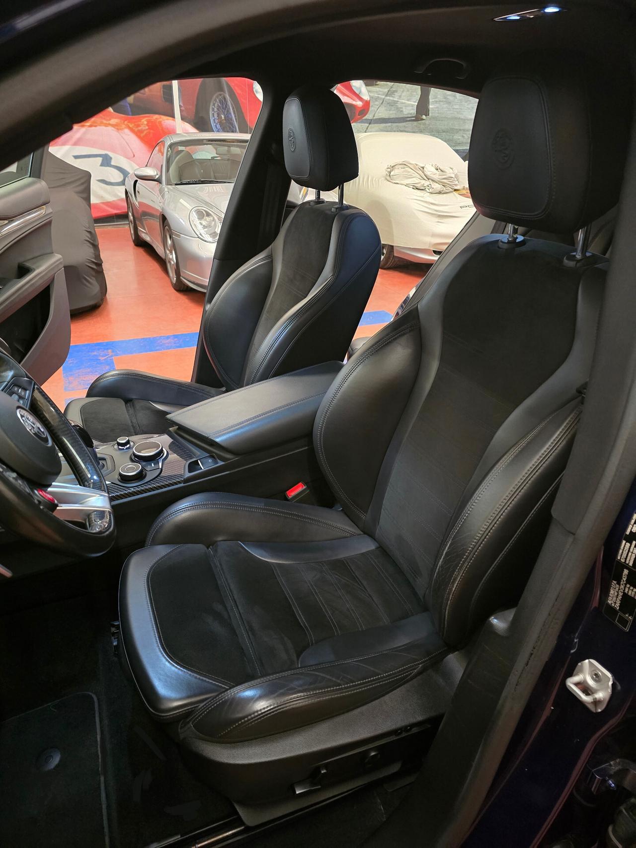 Alfa Romeo Stelvio 2.9 Bi-Turbo V6 510 CV AT8 Quadrifoglio