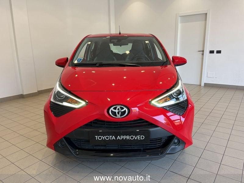 Toyota Aygo Aygo Connect 1.0 VVT-i 72 CV 5 porte x-play