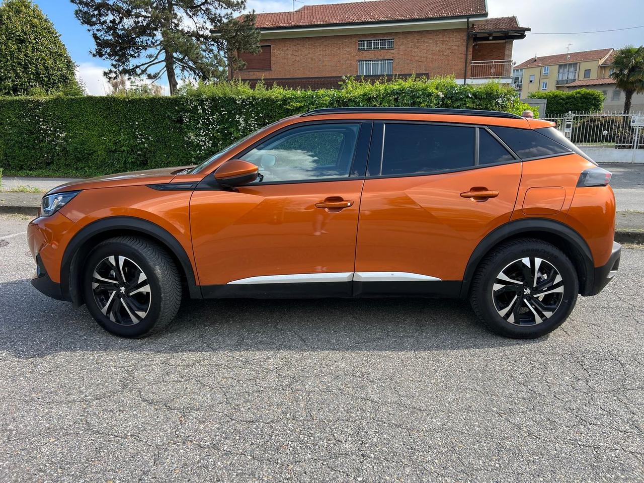 Peugeot 2008 Allure Pack 1.2 PureTech 130