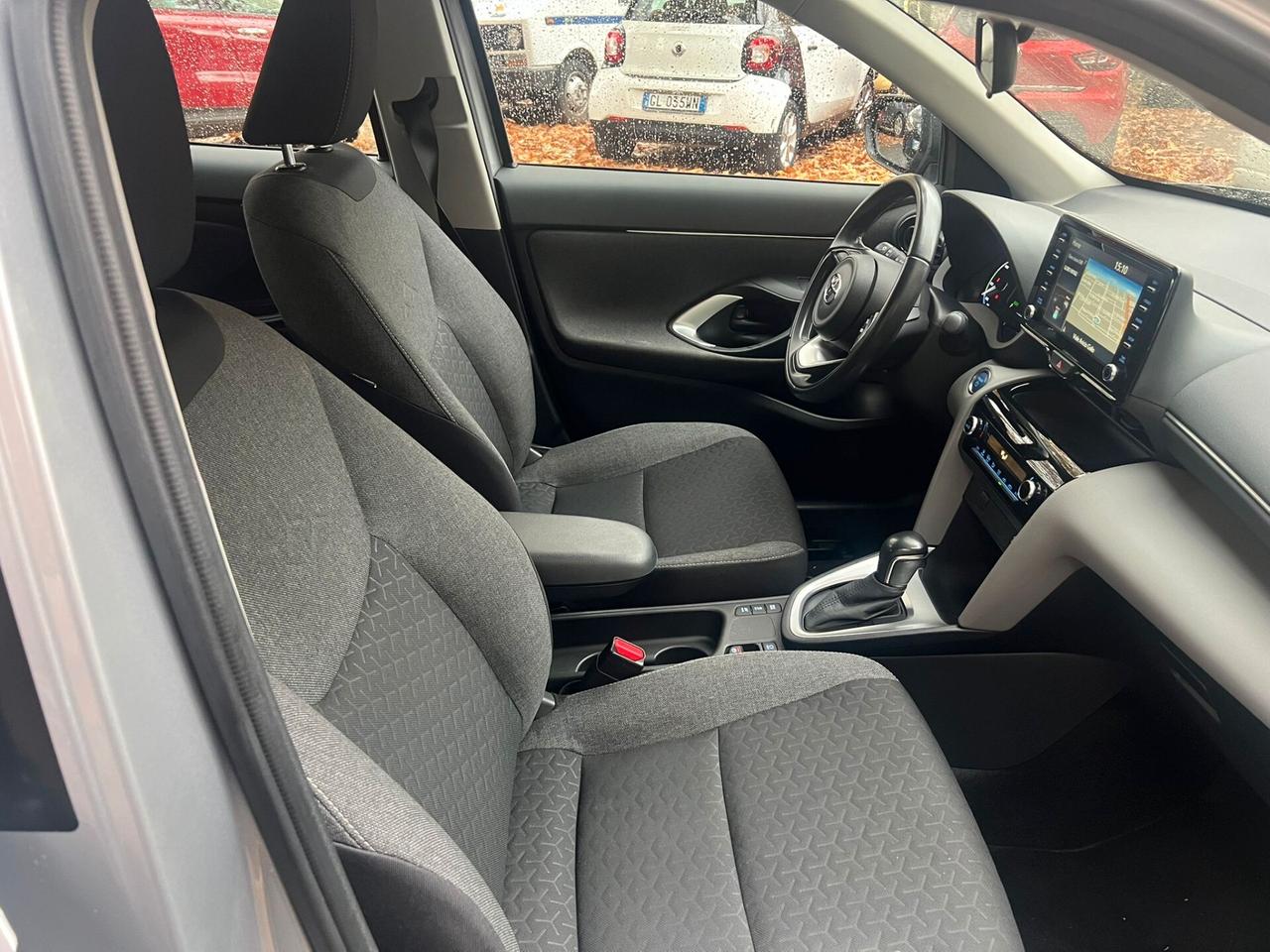 Toyota Yaris Cross 1.5 Hybrid 5p. E-CVT Business