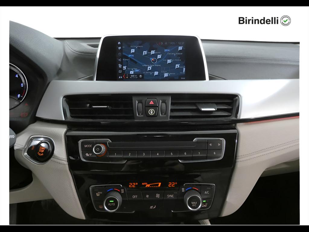 BMW X2 (F39) - X2 sDrive18d Business-X