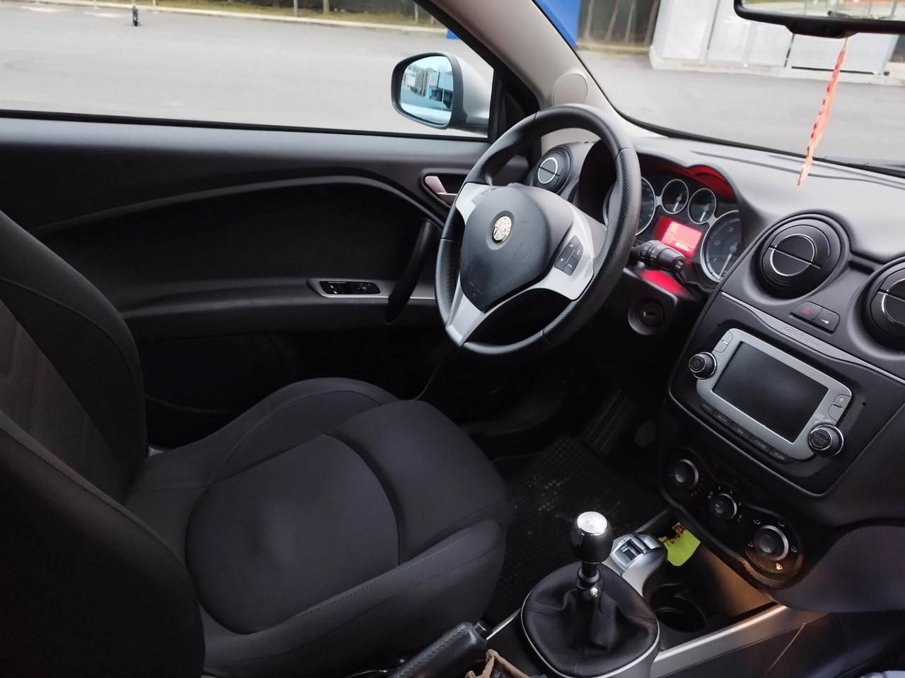 Alfa Romeo MiTo 1.3 JTDm distintive - km 86000