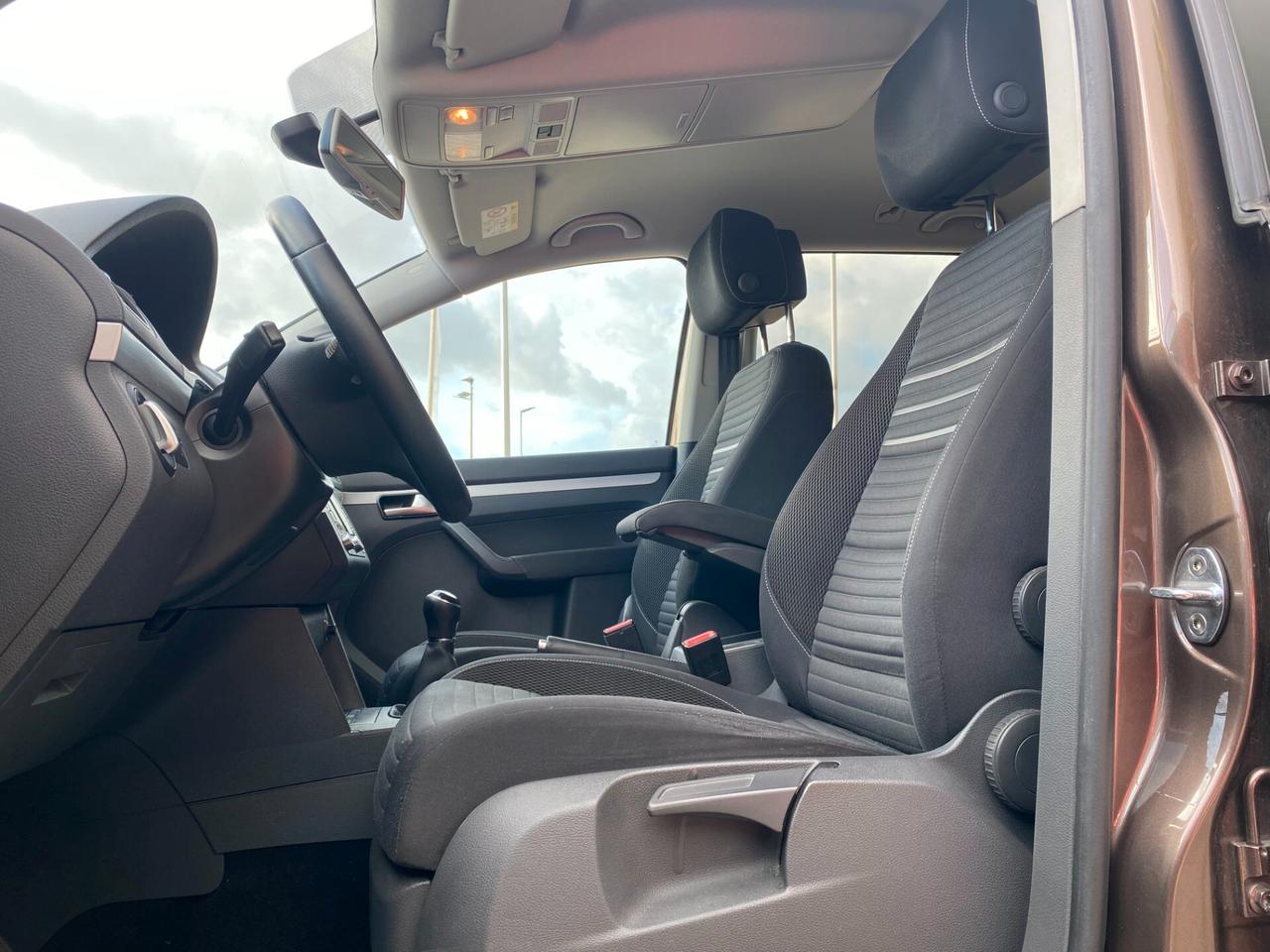 VOLKSWAGEN - Touran - 1.6 TDI Trendline BMT - FINANZIABILE - PERMUTE