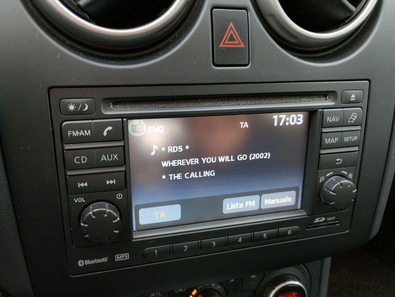 Nissan Qashqai 2.0 dCi Tekna DPF 4x4 AT