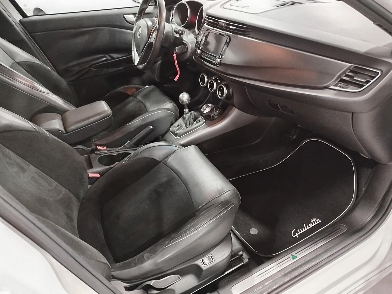 Alfa Romeo Giulietta 1.6 JTDm-2 105 CV Quadrifoglio verde