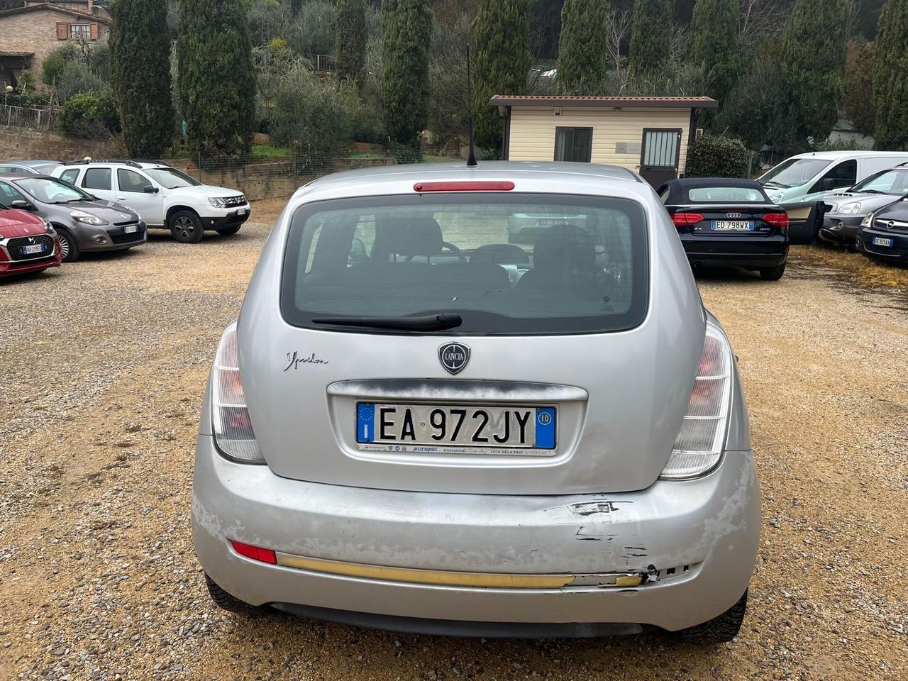 Lancia Ypsilon 1.2 Benzina/GPL - Neopatentato