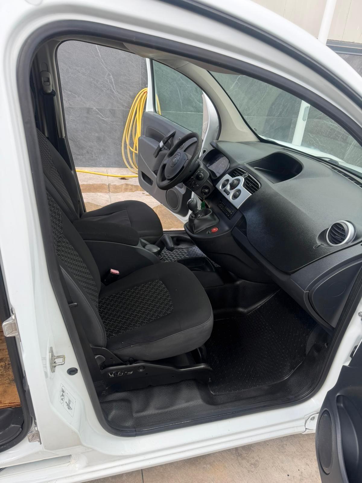 Renault Kangoo 1.5 dCi 110CV F.AP. 4p. Express Maxi Ice