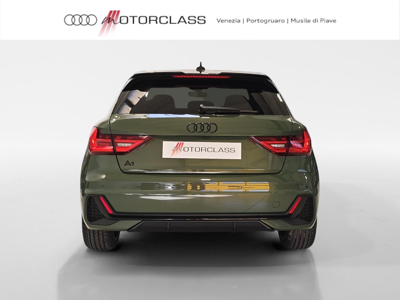 Audi A1 sportback 30 1.0 tfsi 116cv identity black