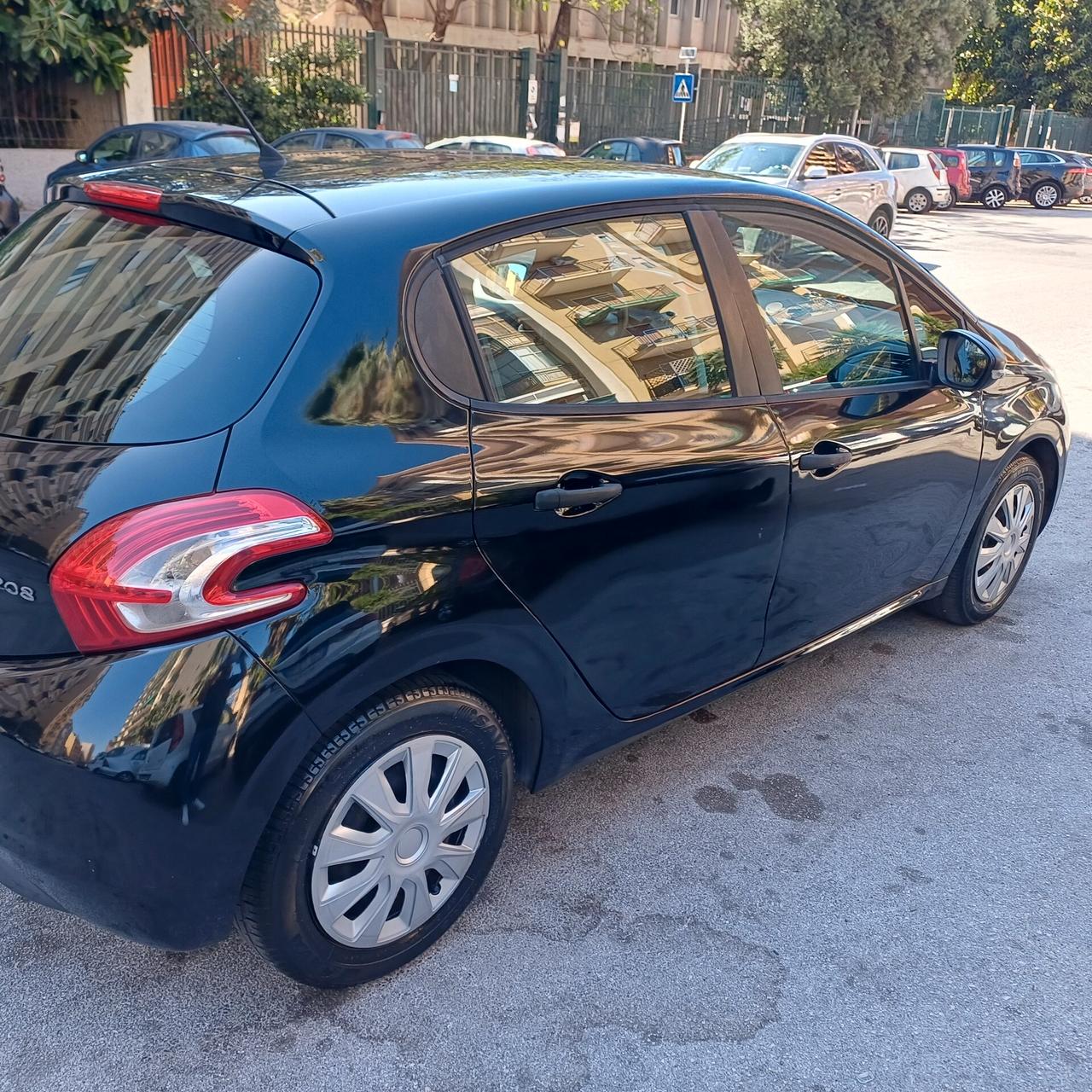 Peugeot 208 1.2 VTi 82 CV 5 porte Active