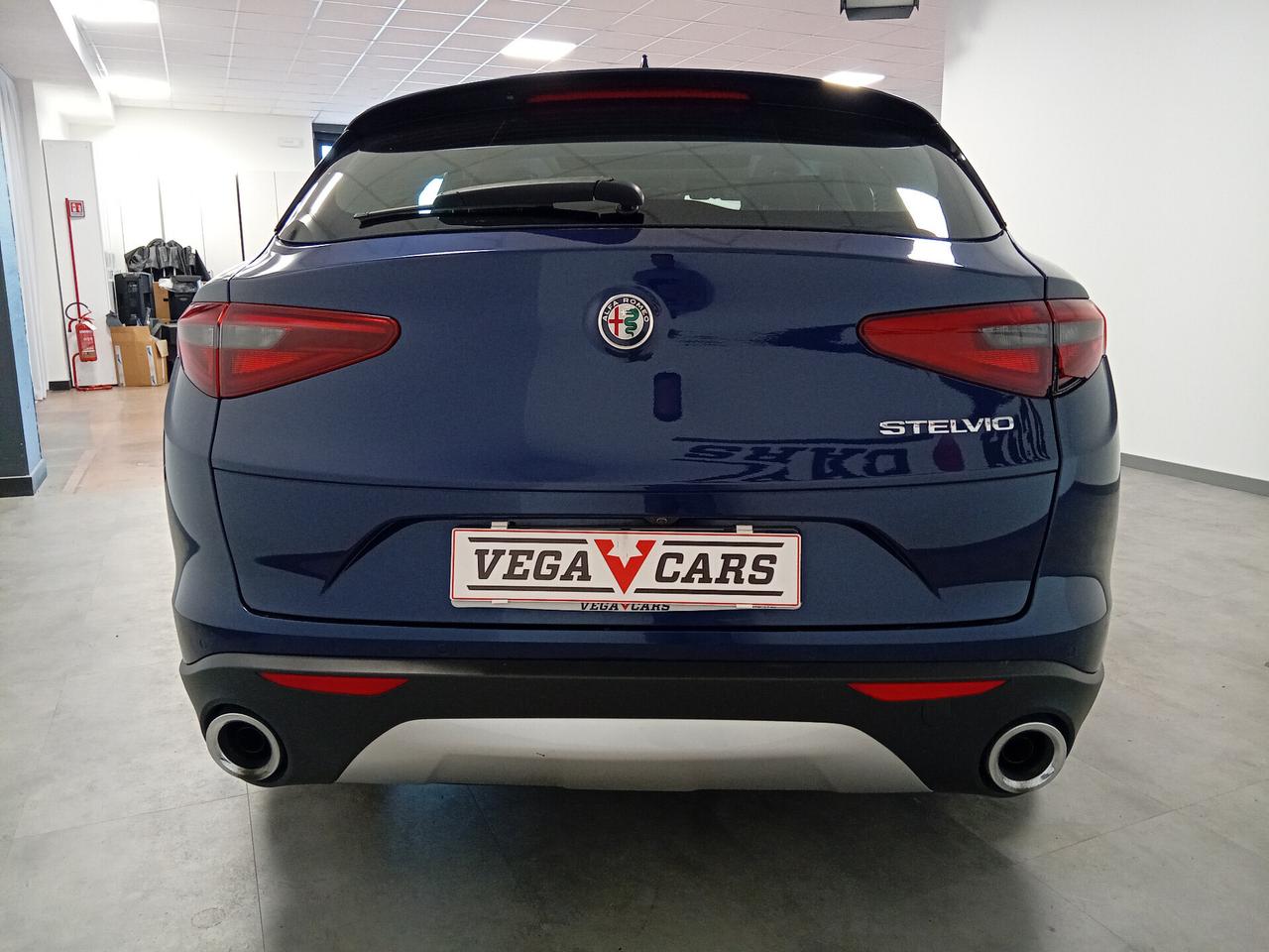 Alfa Romeo Stelvio 2.2 Turbodiesel 190 CV AT8 RWD Business