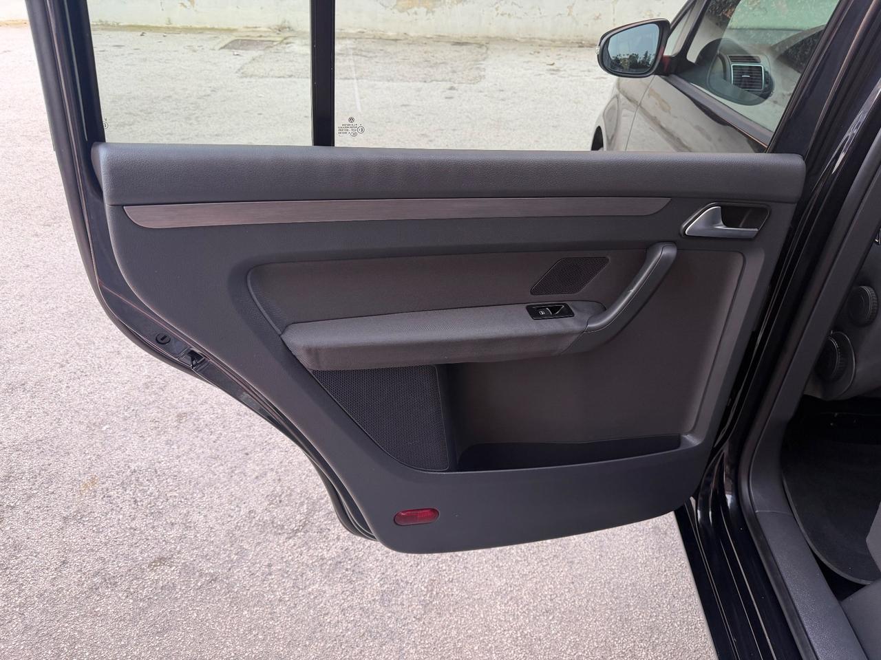 Volkswagen Touran Business 1.6 TDI Comfortline BMT