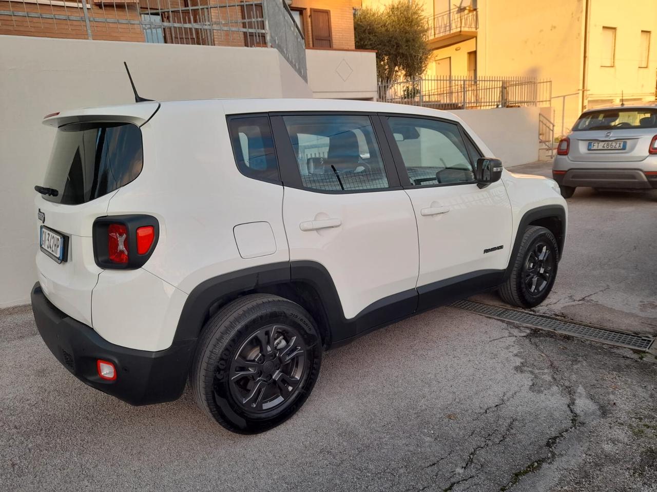 Jeep Renegade 1.6 Mjt 130 CV Longitude