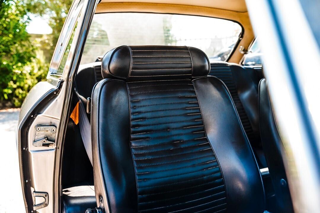 Alfa Romeo 2000 GT Veloce